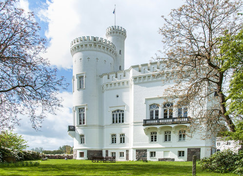 schlo&szlig; blomenburg