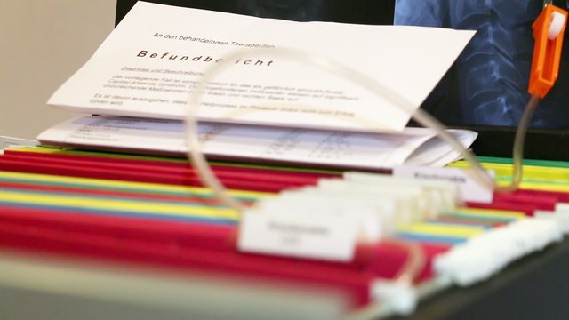 krankenakte cee mit pr&uuml;f befund