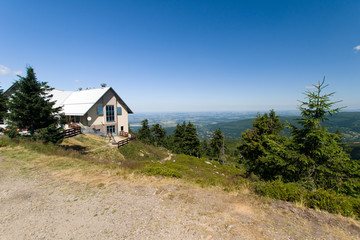 Sudety, widok na Świeradów zdrój ze Stoku Izerskiego