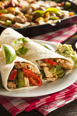 Homemade Chicken Fajitas with Vegetables