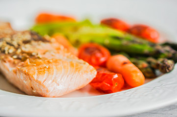 Grilled salmon with vegetables