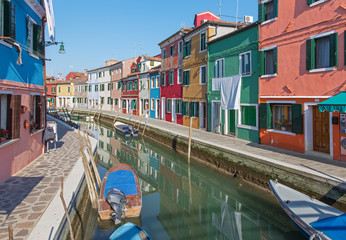 Fototapeta na wymiar Venice - Houses over canal from Burano island