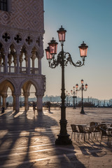 Naklejka premium Venice - Doge palace and Saint Mark square in morning light.