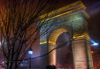 Washington Square Park Arch - New York City, NY, USA - 64736918