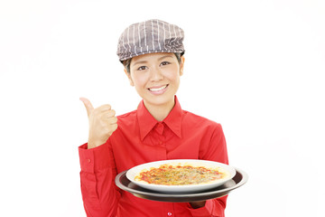 笑顔のウェイトレス