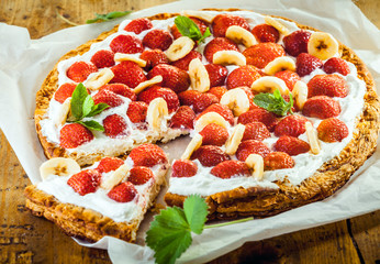 Delicious strawberry and banana pie