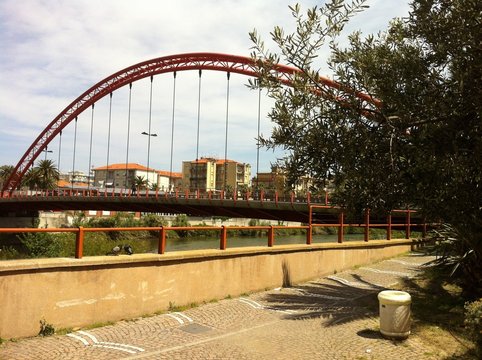 ponte rosso di Albenga