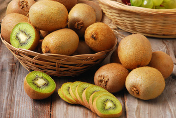 kiwi slices kivi