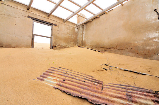 Decaying architecture at Kolmanskop