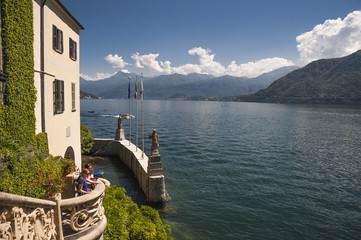 Fototapeta premium ville del lago di como