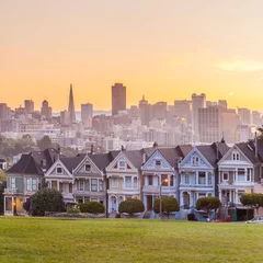 Outdoor-Kissen Famous view of San Francisco at Alamo Square © f11photo