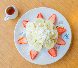 Pancake strawberry banana