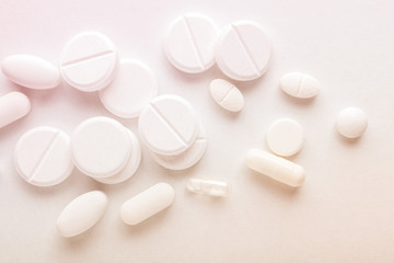 Obraz na płótnie Canvas Białe tabletki