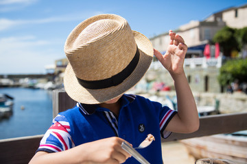 La glace du bord de mer