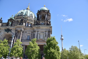 Der Berliner Dom und Funkturm