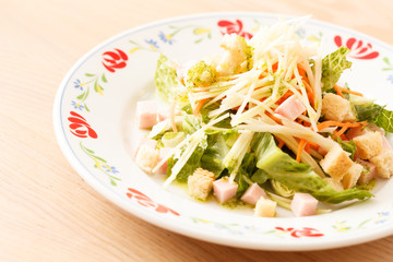 vegetables salad with croutons