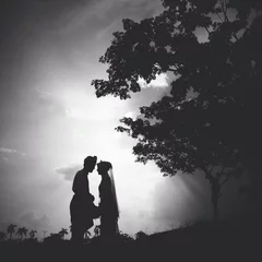 Ingelijste posters romantic couple silhouette © nasruleffendy