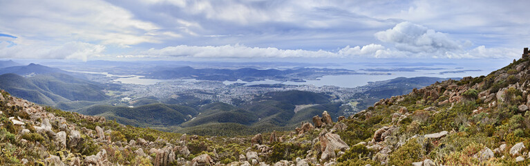 Fototapeta na wymiar Hobart od Wellington Panorama