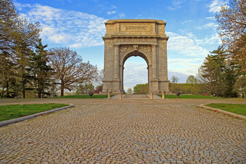 Fototapeta na wymiar National Memorial Arch w Morning Light
