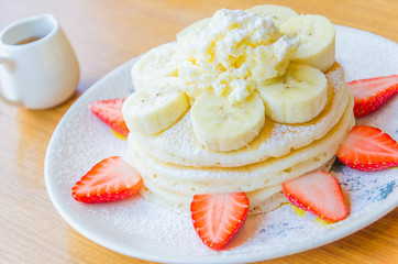 Pancake strawberry banana