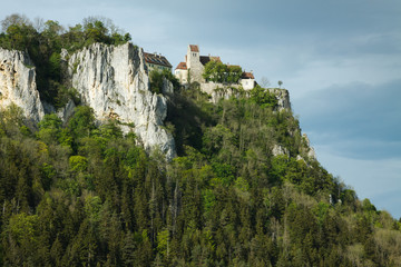 Blick auf Schloss Werenwag im Oberen Donautal bei Hausen i. T. 