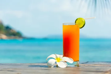 Crédence de cuisine en verre imprimé Cocktail Cocktail tropical