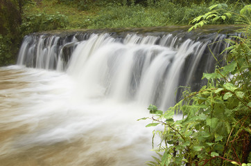 Obraz premium Wodospad na rzece Jeleń
