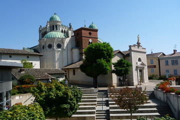 Basilique d'Ars sur Formans