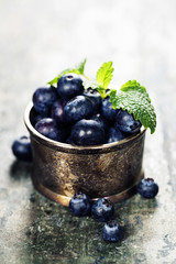 bowl of blueberries