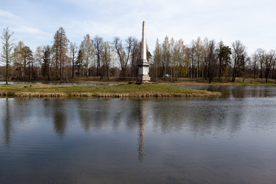 Чесменский обелиск. Гатчина.