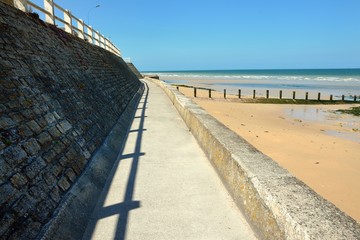 Luc sur mer promenade