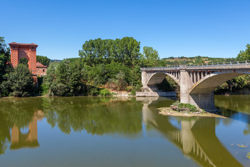 Fototapeta na wymiar Bridge over Tanaro river in Italy.
