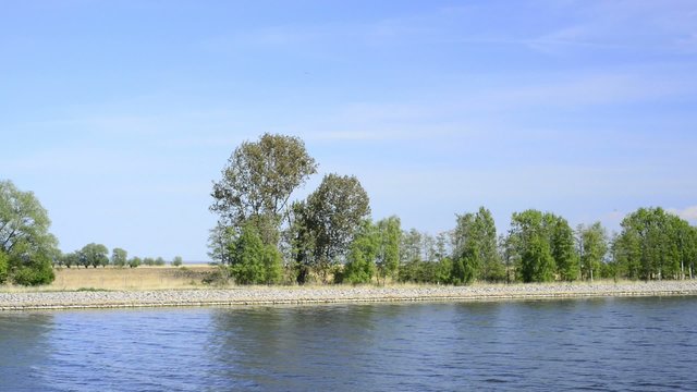 Fahrt auf dem Kaiserkanal von Swinem&uuml;nde zum Stettiner Haff