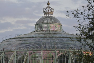 Couronne sur le d&ocirc;me du Jardin d'Hiver