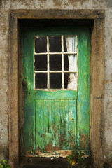 Holzt&uuml;r l&auml;ndlich