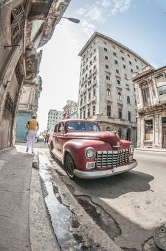 Havana old car