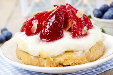 Delicious strawberry cake