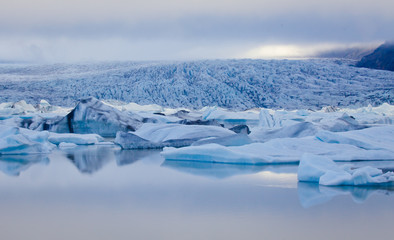 Beatiful vibrant picture of icelandic glacier and glacier lagoon