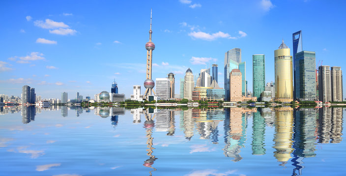 Shanghai bund lujiazui landmark skyline