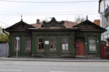 The house of the merchant S. S. Brovtsin on Hokhryakov St., Tyum