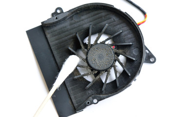 dusty laptop fan