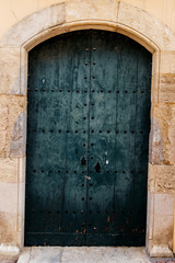 Fototapeta na wymiar stare drzwi