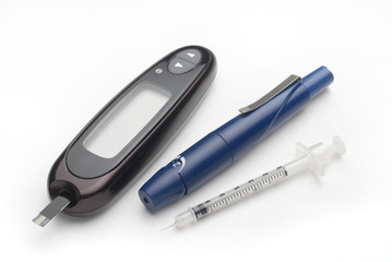 diabetes kit, syringe and glucometer set