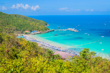 Naklejka premium Koh larn island in pattaya Thailand