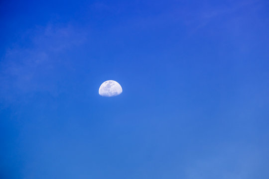Moon at day