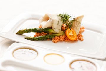 fish with asparagus