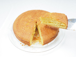 Cake baker