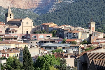 Vieux quartiers dans le centre-ville d'Aubagne