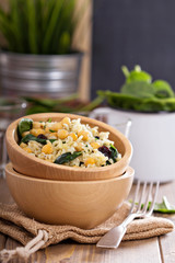 Salad with rice, chickpeas, spinach, raisins