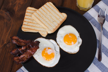 Fried eggs